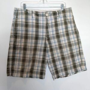 Mossimo supply Green/white checkered shorts for men size 34 casual vacation‎